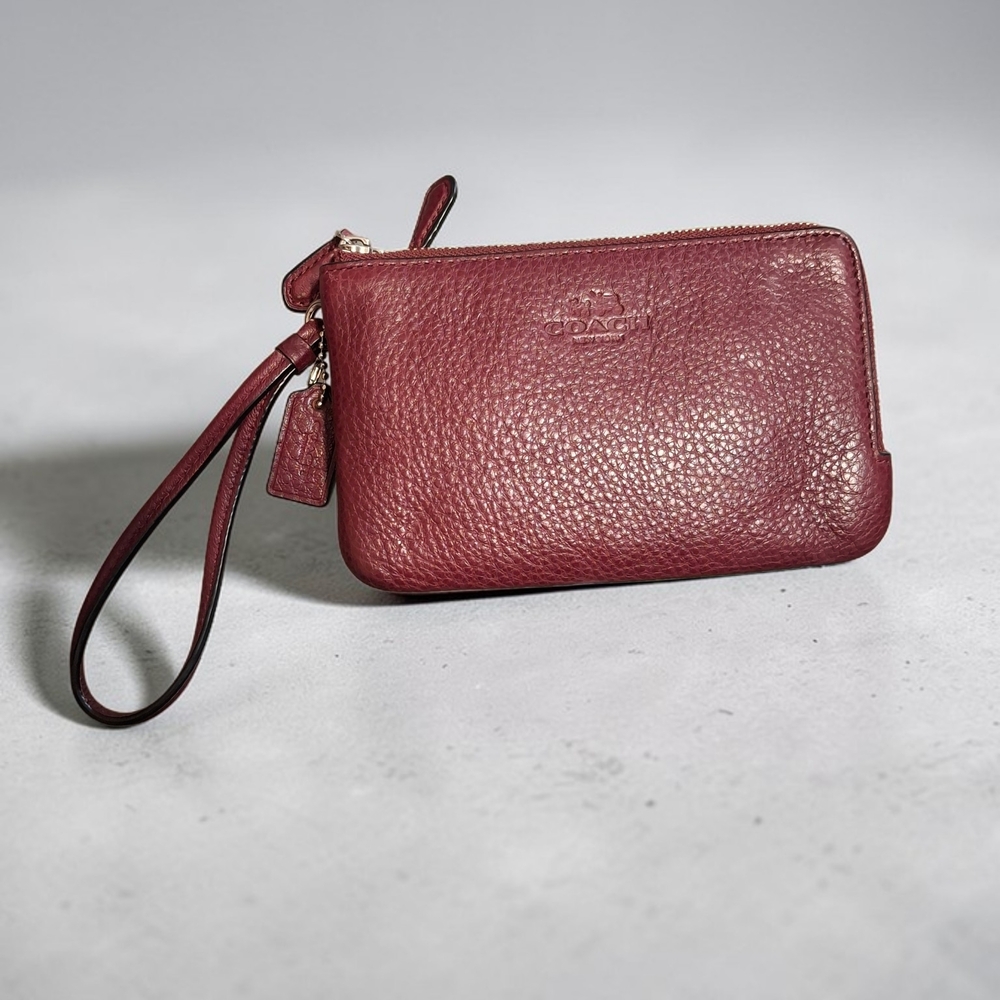 Coach Pebbled Leather Wristlet Clutch in Burgundy Hangtag Included